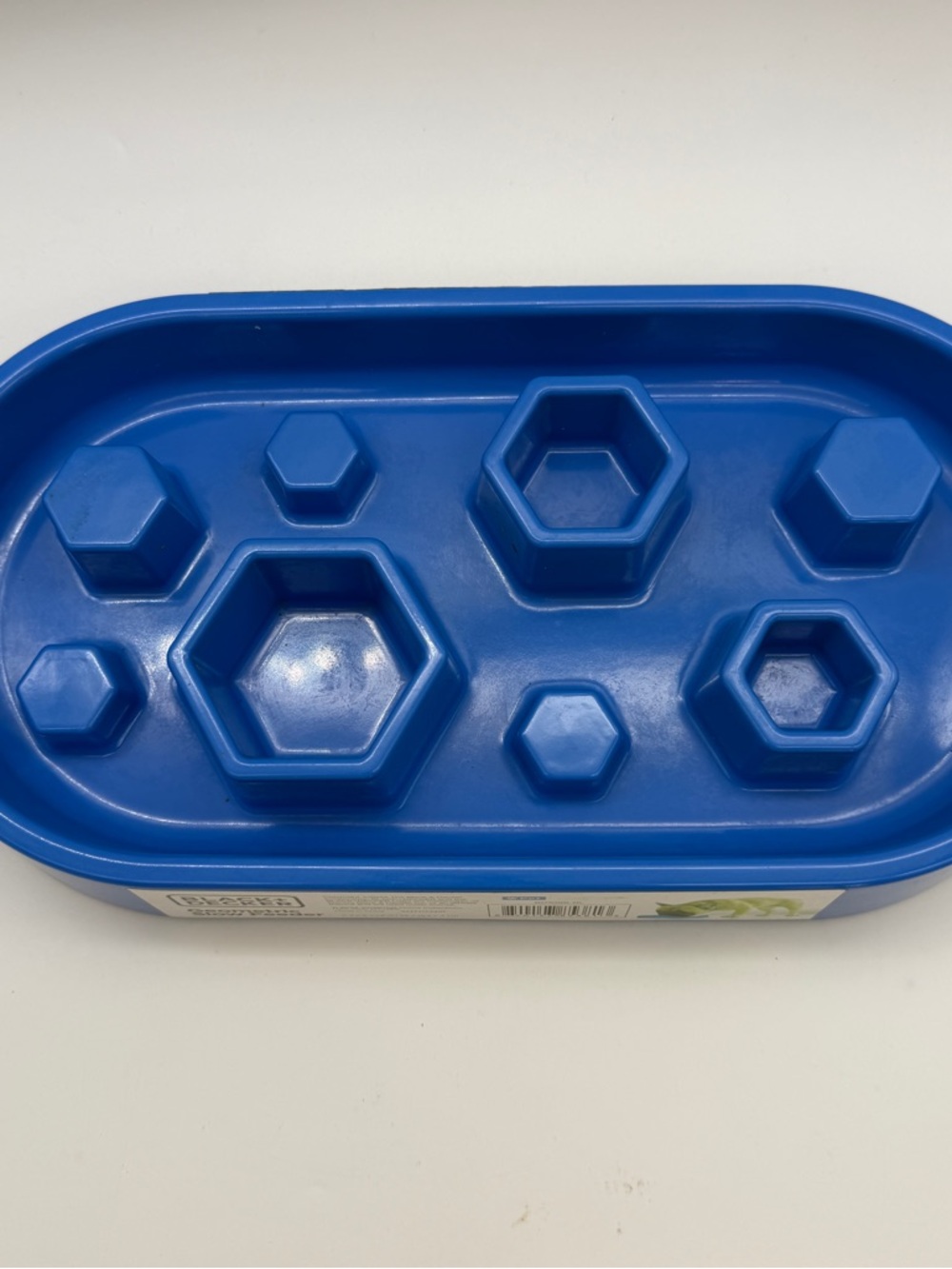 Black & Decker Geometric Slow Pet Feeder Blue Bowl Size 11.4”x6”x1.6”